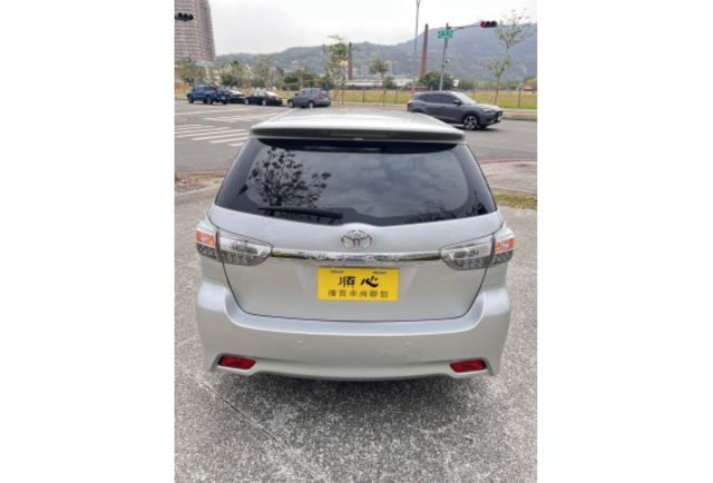 Toyota WISH  第7張相片