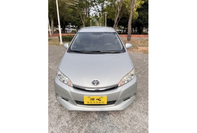 Toyota WISH  第8張相片