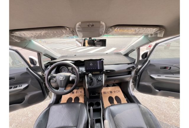 Toyota WISH  第9張相片