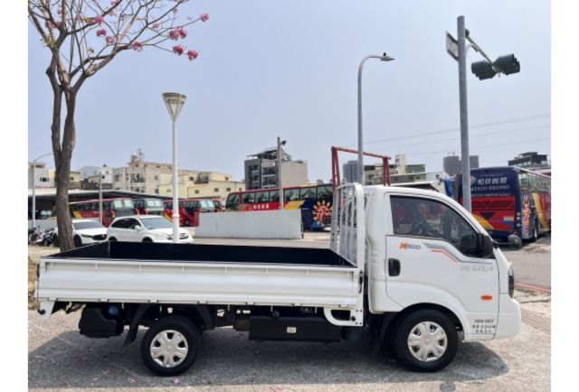 Kia K2500  第4張相片