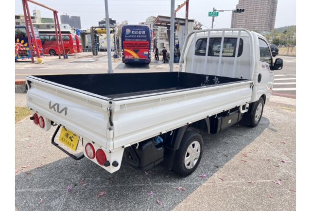 Kia K2500  第8張相片
