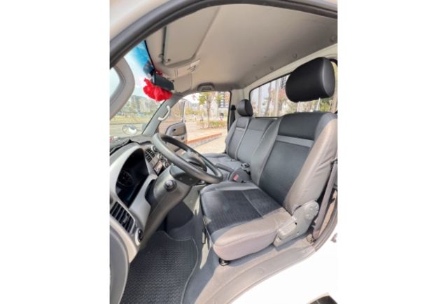 Kia K2500  第9張相片