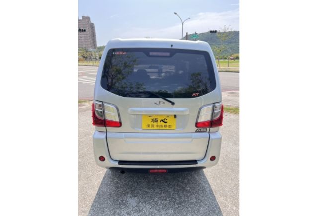 Mitsubishi A180  第10張相片