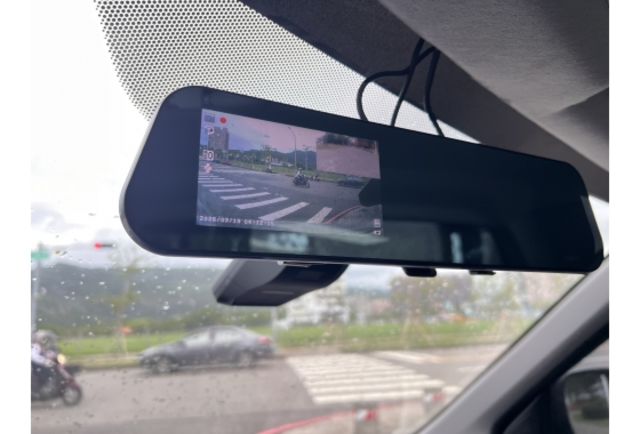 Mitsubishi ZINGER  第12張相片