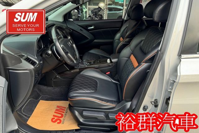 配備齊全，天窗，定速，倒車顯影，里程數跑得少，車況美  第7張相片