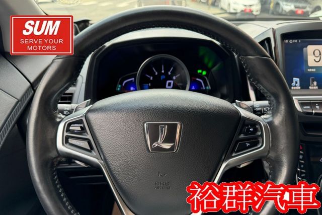 配備齊全，天窗，定速，倒車顯影，里程數跑得少，車況美  第8張相片