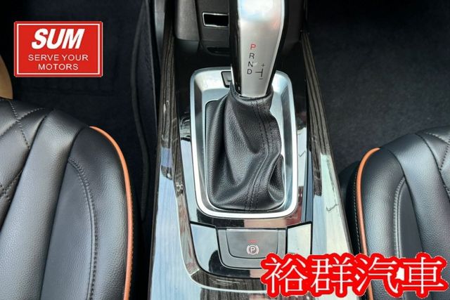配備齊全，天窗，定速，倒車顯影，里程數跑得少，車況美  第13張相片