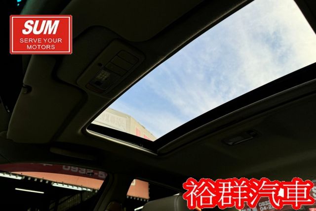 市區代步車最佳首選，不顧路，車內氣氛佳，倒車顯影  第12張相片