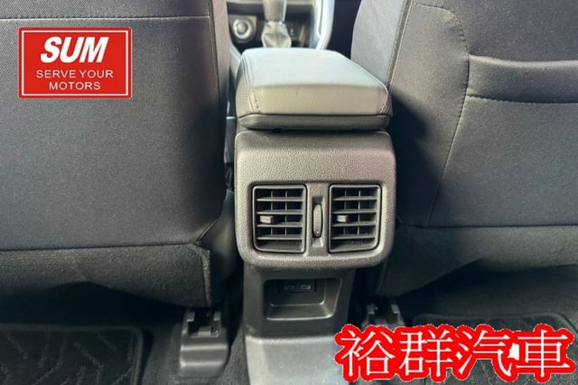 空間寬敞舒適，配備齊全，ACC，倒車顯影，省油省稅超級讚  第15張相片