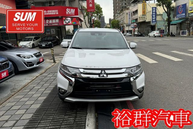 配備多，電動尾門，安卓機，倒車顯影，空間舒適好運用  第2張相片