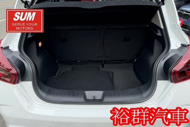 魔術大空間，省油省稅，熱銷掀背小車，配備齊全，i-key，倒車顯影，6SRS，盲點  第19張相片