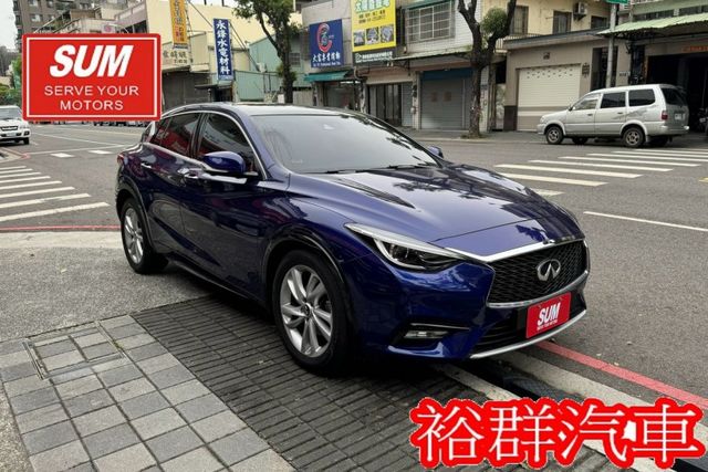 配備齊全，天窗，摸門，電動尾門，ACC，I-KEY，倒車顯影  第3張相片