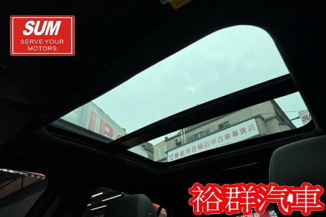 配備齊全，天窗，摸門，電動尾門，ACC，I-KEY，倒車顯影  第13張相片