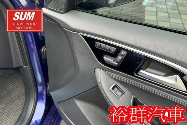 配備齊全，天窗，摸門，電動尾門，ACC，I-KEY，倒車顯影  第17張相片