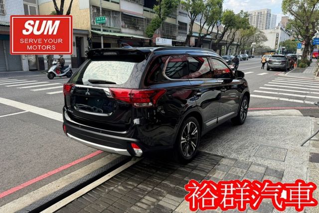配備多，電動尾門，安卓機，倒車顯影，空間舒適好運用，I-KEY  第6張相片