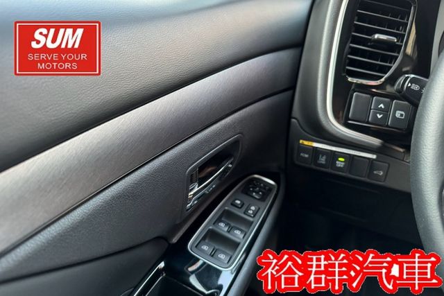 配備多，電動尾門，安卓機，倒車顯影，空間舒適好運用，I-KEY  第12張相片