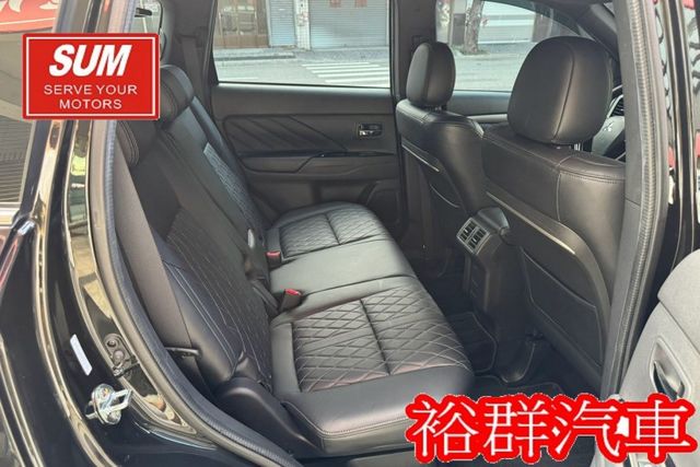 配備多，電動尾門，安卓機，倒車顯影，空間舒適好運用，I-KEY  第16張相片