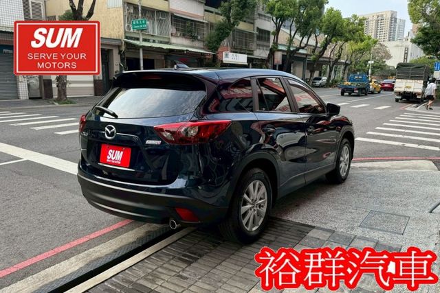 配備多，倒車顯影，電動椅，衛星導航，空間舒適寬敞  第6張相片