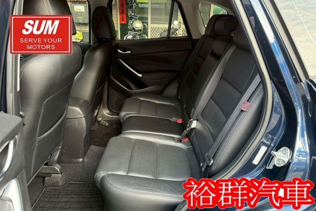 配備多，倒車顯影，電動椅，衛星導航，空間舒適寬敞  第15張相片