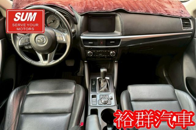 配備多，倒車顯影，電動椅，衛星導航，空間舒適寬敞  第16張相片