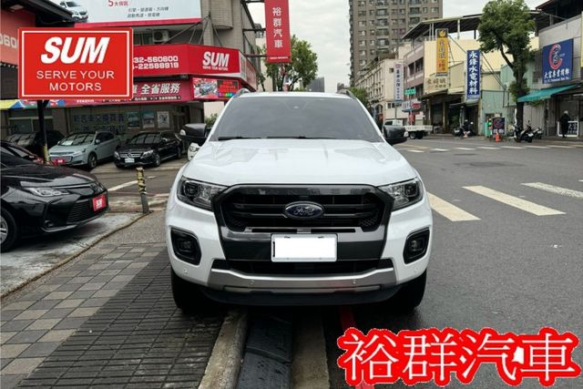 4WD皮卡，ACC，里程跑三萬多，配備齊全，倒車顯影，空間好運用  第2張相片