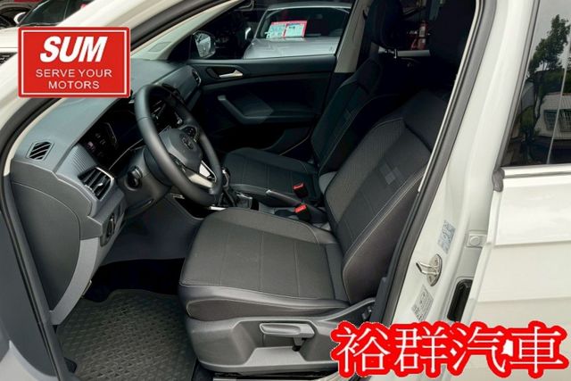 數位儀表板，省油省稅空間舒適，ACC，I-KEY，倒車顯影  第7張相片