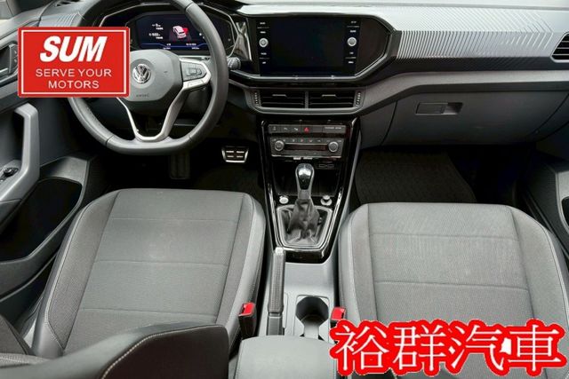 數位儀表板，省油省稅空間舒適，ACC，I-KEY，倒車顯影  第15張相片