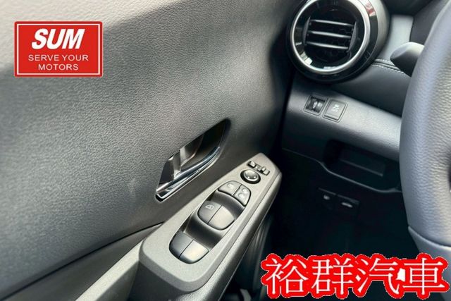全新車，價格降了20萬，買到賺到，環景，摸門，I-KEY，配備齊全  第14張相片