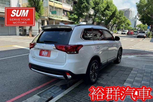 【YES認證里程保證】配備超級多、電動座椅、電動尾門、I-KEY、安卓機、倒車顯影、ACC、恆溫  第4張相片