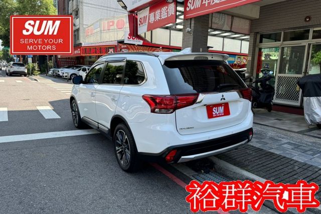 【YES認證里程保證】配備超級多、電動座椅、電動尾門、I-KEY、安卓機、倒車顯影、ACC、恆溫  第6張相片