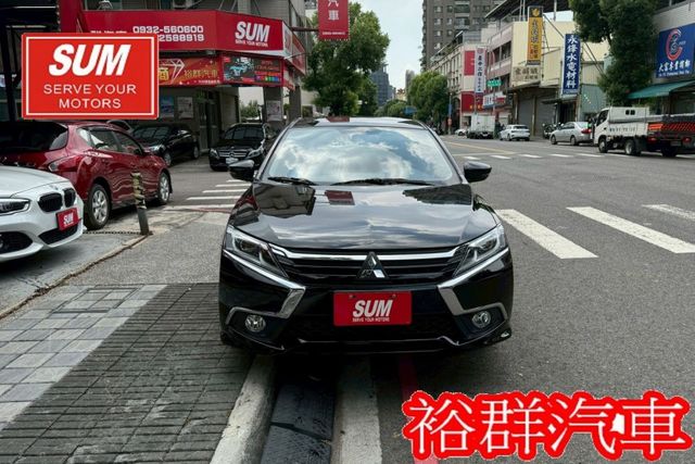 【YES認證里程保證】里程數跑很少、車況超級美、可遇不可求、8SRS、倒車顯影、恆溫  第2張相片