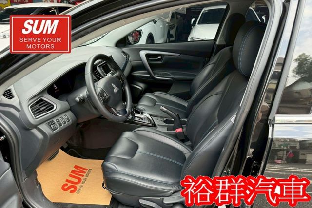 【YES認證里程保證】里程數跑很少、車況超級美、可遇不可求、8SRS、倒車顯影、恆溫  第7張相片