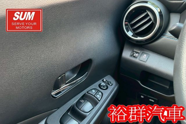 【YES認證里程保證】配備多、車況美、倒車顯影、摸門、I-KEY、恆溫、ACC  第13張相片