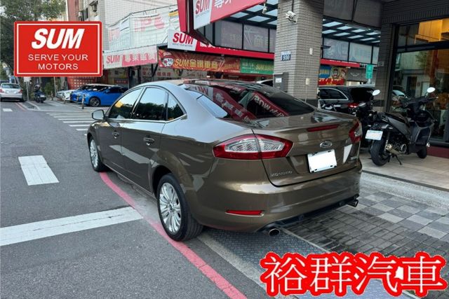 【YES認證里程保證】安卓機裝好了、倒車顯影、天窗、電動椅、配備齊全、安全性高  第4張相片