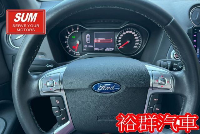 【YES認證里程保證】安卓機裝好了、倒車顯影、天窗、電動椅、配備齊全、安全性高  第8張相片