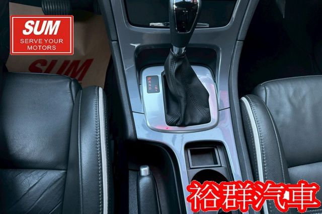 【YES認證里程保證】安卓機裝好了、倒車顯影、天窗、電動椅、配備齊全、安全性高  第13張相片