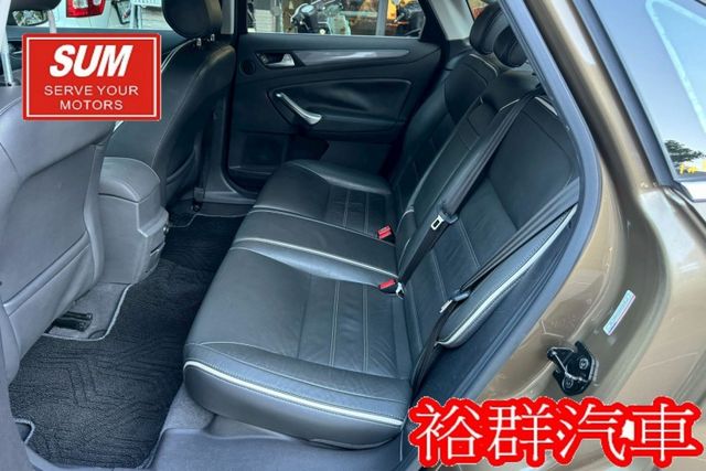 【YES認證里程保證】安卓機裝好了、倒車顯影、天窗、電動椅、配備齊全、安全性高  第15張相片