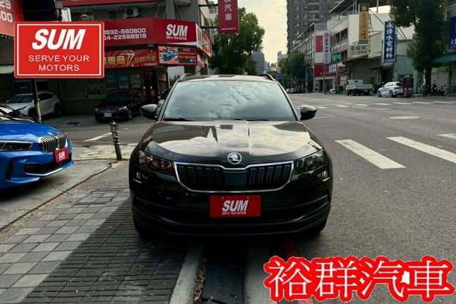 【YES認證里程保證】配備超齊全、小休旅最佳選擇、安全性佳、倒車顯影、電動尾門  第2張相片