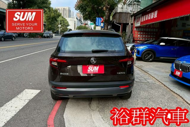 【YES認證里程保證】配備超齊全、小休旅最佳選擇、安全性佳、倒車顯影、電動尾門  第5張相片