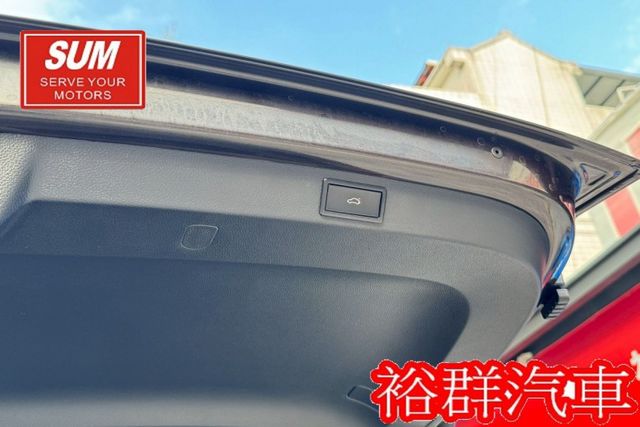 【YES認證里程保證】配備超齊全、小休旅最佳選擇、安全性佳、倒車顯影、電動尾門  第19張相片