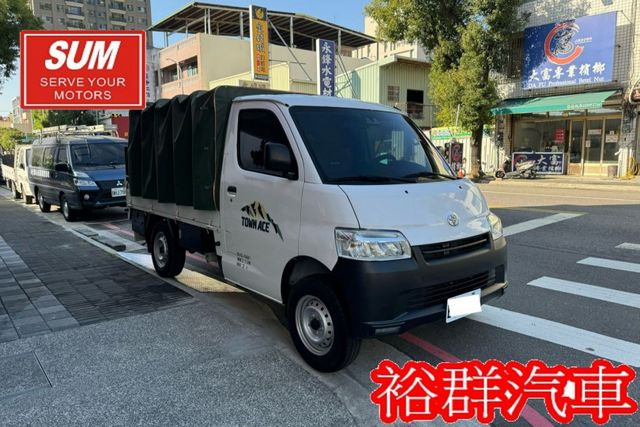 【YES認證里程保證】自排貨車、篷式升降尾門、里程僅跑兩千多、車況超級美  第3張相片