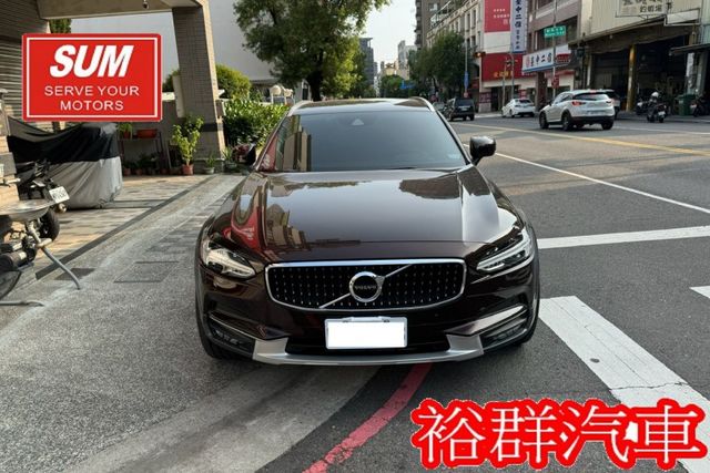 【YES認證里程保證】配備超頂級、4WD大馬力、大空間好運用、雙電動椅、摸門  第2張相片