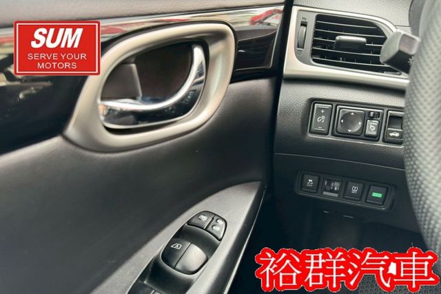 【YES認證里程保證】優質代步車推薦、里程數僅跑三萬初、倒車顯影、車況一級棒  第12張相片