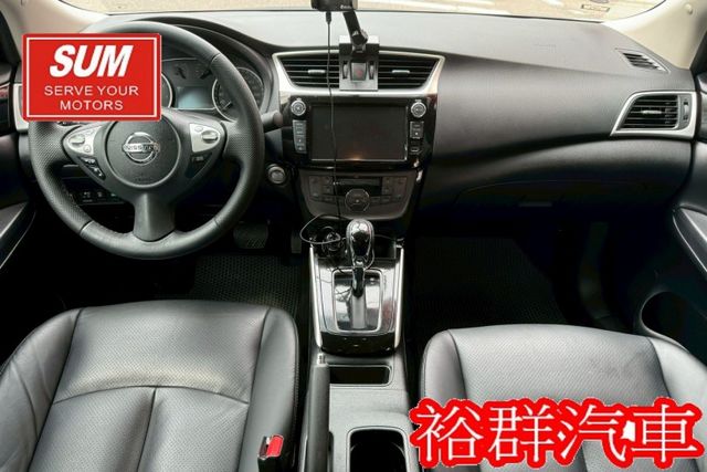 【YES認證里程保證】優質代步車推薦、里程數僅跑三萬初、倒車顯影、車況一級棒  第15張相片