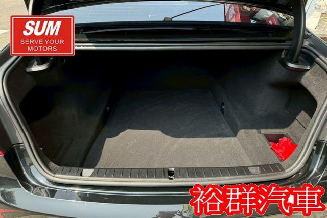 【YES認證里程保證】超高級配備、安全性高、車況一級棒、錯過可惜  第18張相片