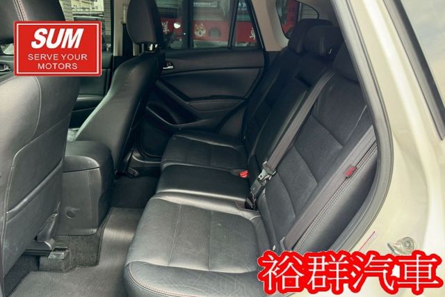 【YES認證里程保證】4WD柴油大馬力、電動尾門、倒車顯影、天窗  第15張相片