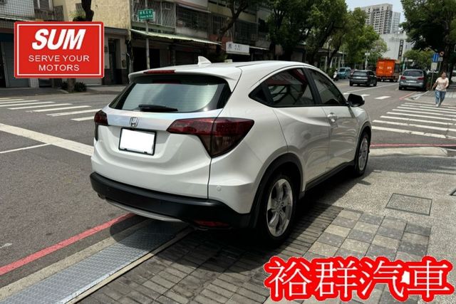 【YES認證里程保證】空間舒適小休旅、車況美、安卓機、里程八萬多  第6張相片