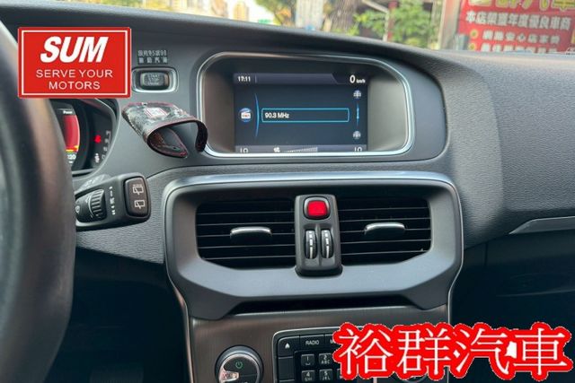 【YES認證里程保證】摸門、I-KEY、倒車顯影、電動座椅、安全性佳  第10張相片