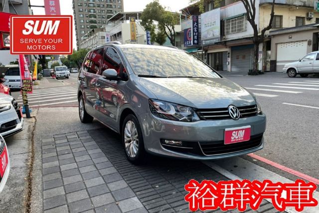 六人座休旅、空間大安全性高、加裝360環景、定速、恆溫、ABS、SRS、電動椅、配備齊全  第3張相片