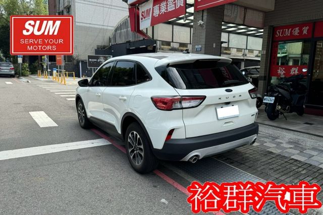 【YES認證里程保證】安全性高、休旅好選擇、摸門、ACC、電動椅、倒車顯影  第4張相片